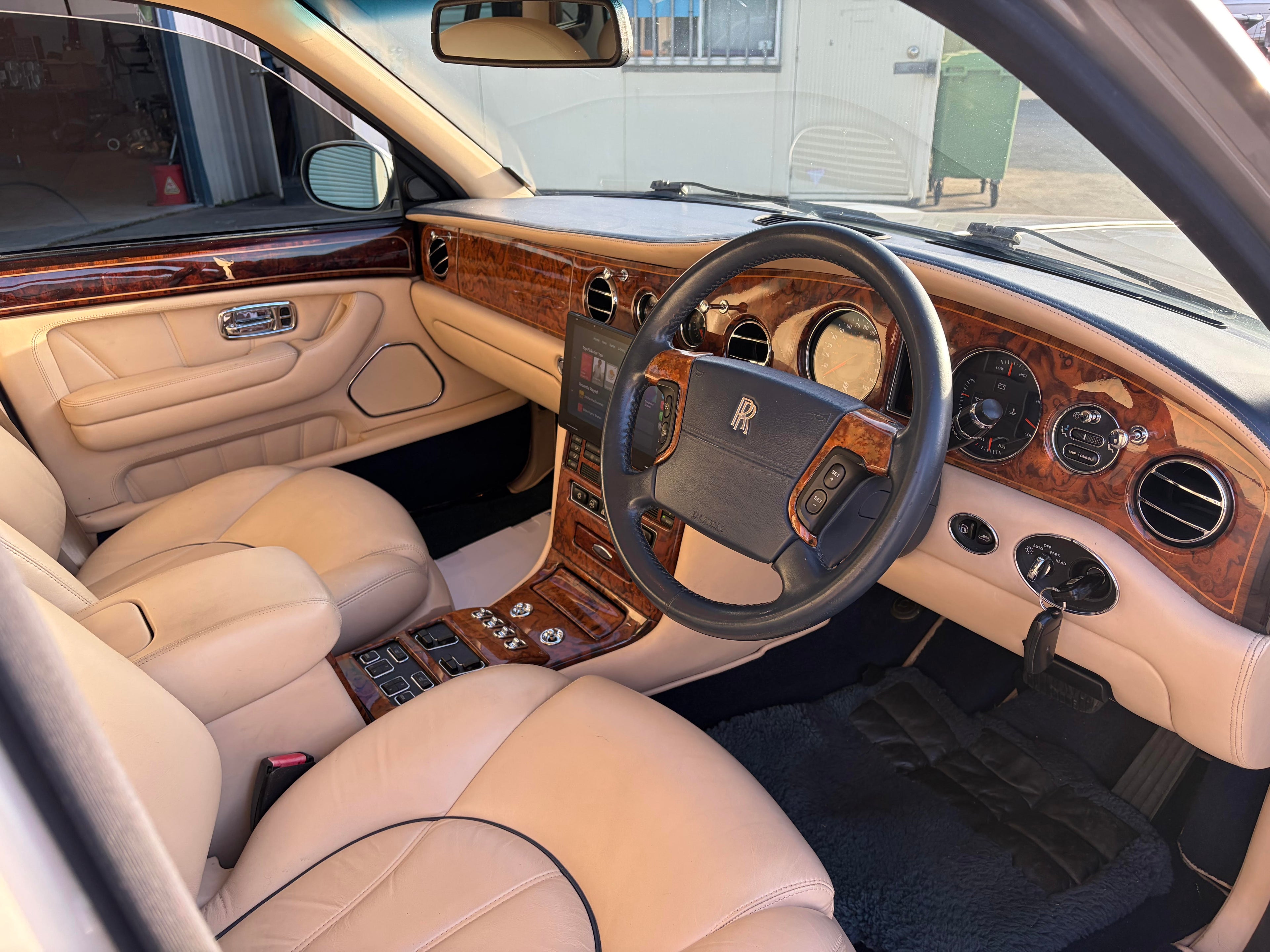 Luxury Chauffeur Service